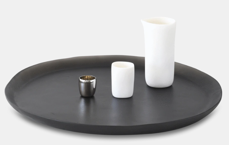 Sculpted Round Resin Tray (Available In 2 colors & 3 Sizes)