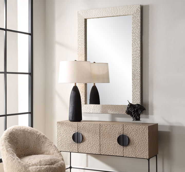 Everett Mirror