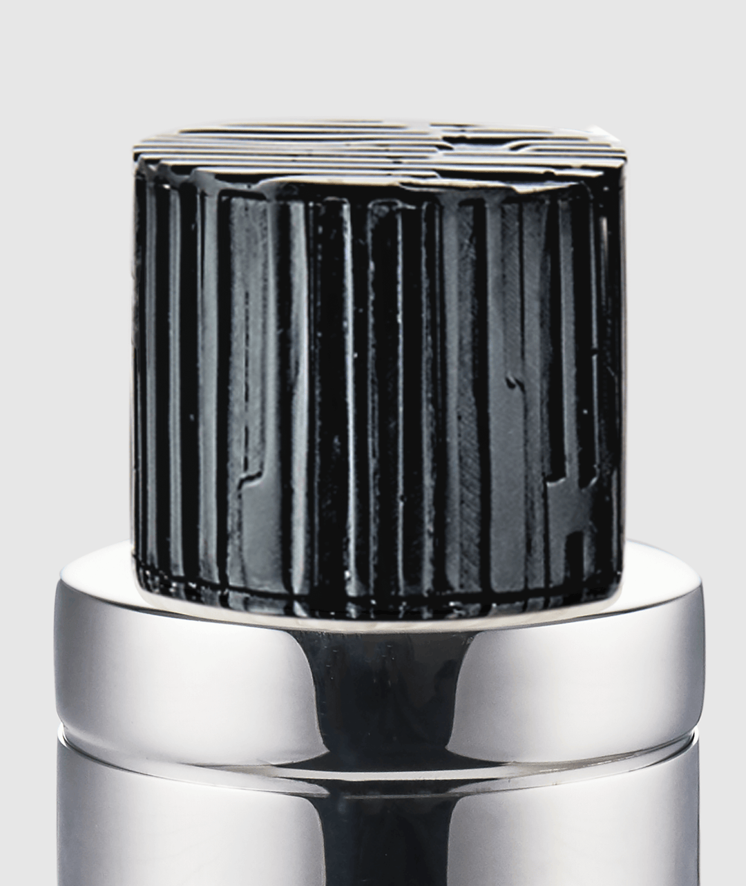 Tundra Cocktail Shaker with Black Resin Lid