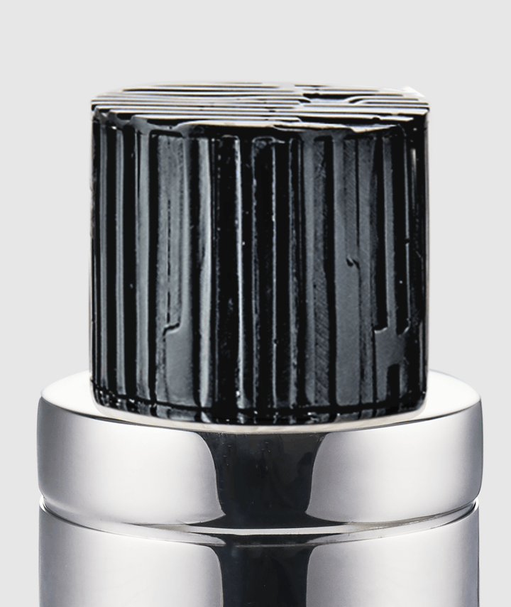 Tundra Cocktail Shaker with Black Resin Lid