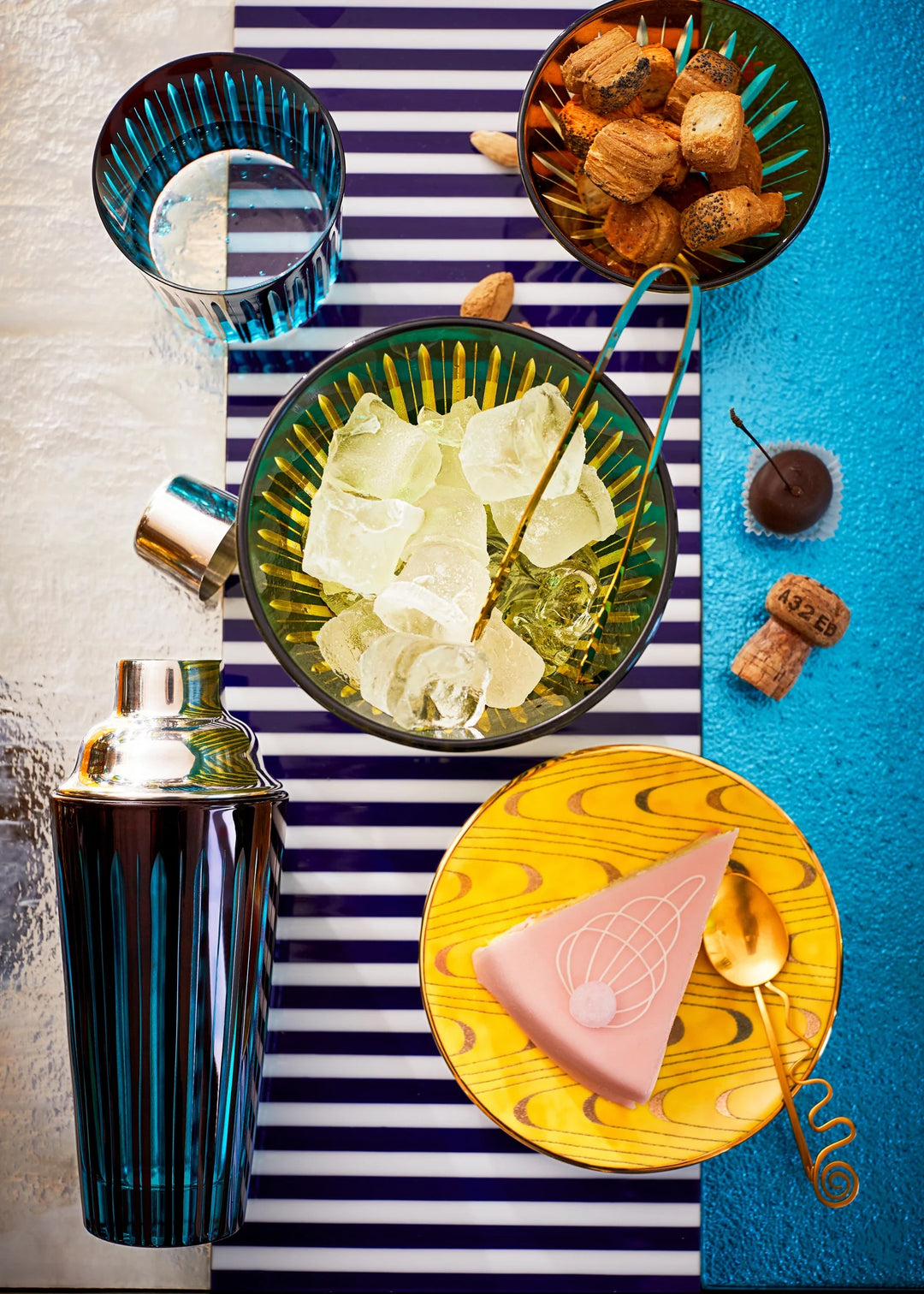 Prism Shaker (Available in 3 Colors)