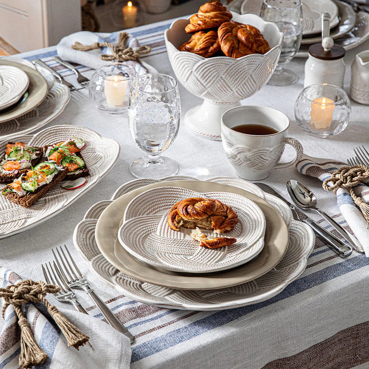 Le Panier Mystic Knot 15" Hostess Tray in Whitewash