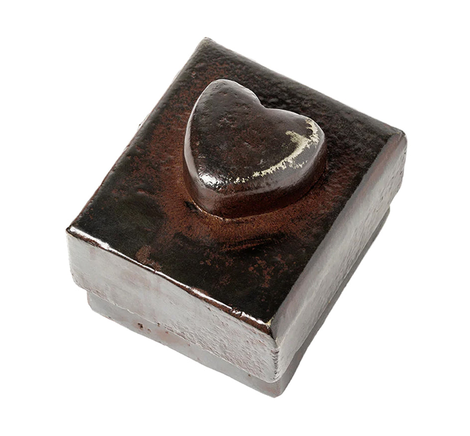 El Corazon Cast Iron Box