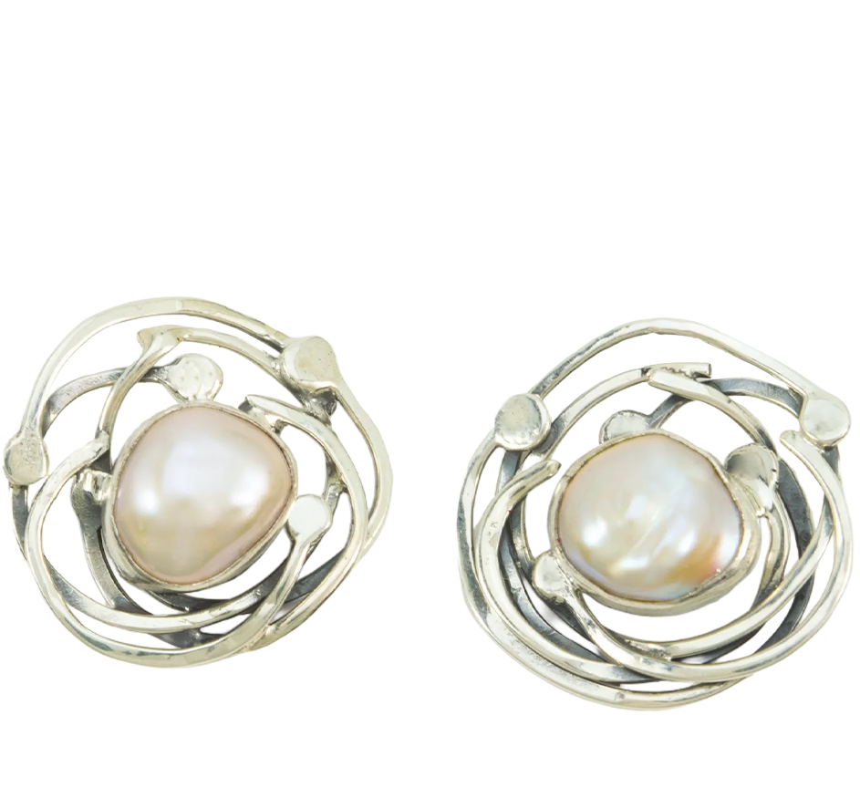 Spadix Pearl Button Clip Earrings