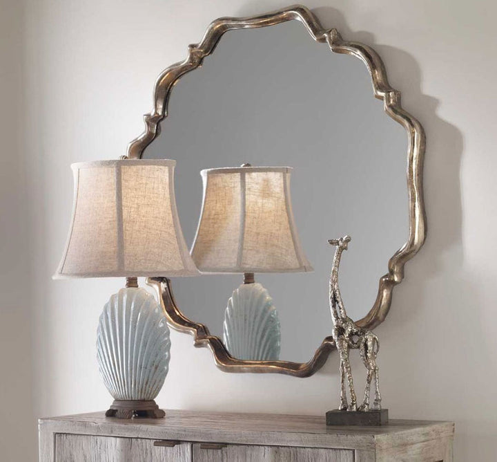 Valentia Mirror