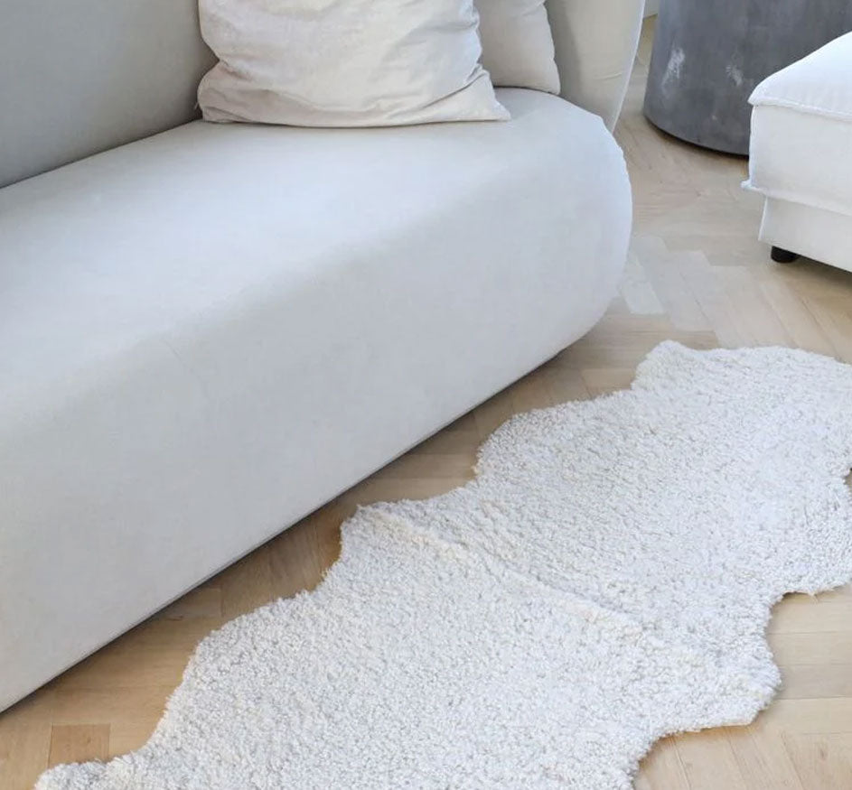 New Zealand Sheepskin | Short Curly Wool 180x60 In Pearl