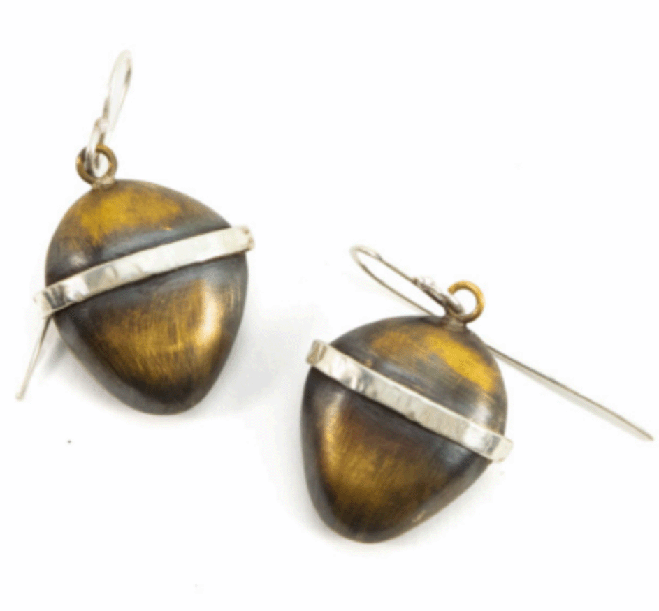 Pebble Vein Earring