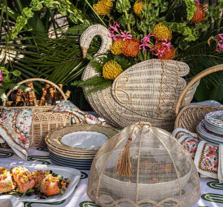 Provence Swan Basket