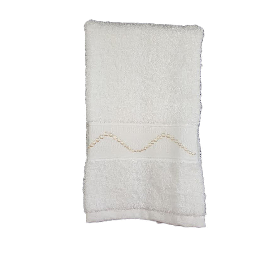 Olivia Guest Towel In White Ivory