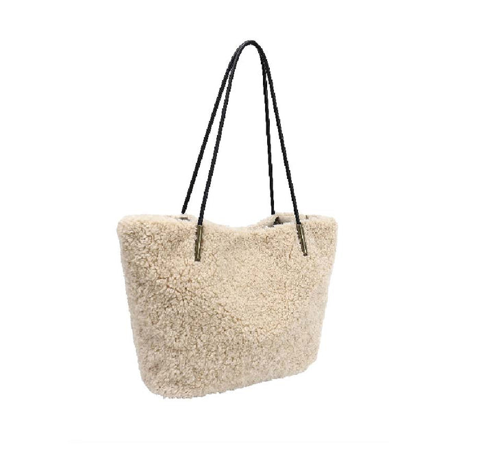 Akimbo East West Tote Shearling (Available in 2 colors)