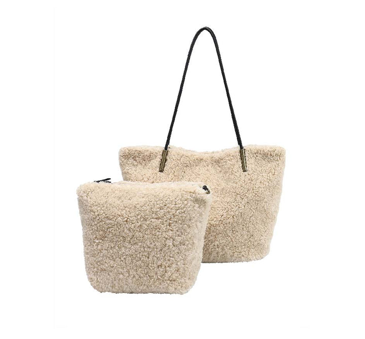 Akimbo East West Tote Shearling (Available in 2 colors)