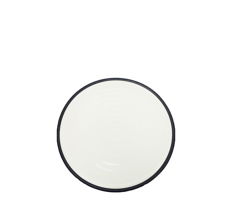 ROLLED RIM DINNERWARE COLLECTION in BLACK & WHITE