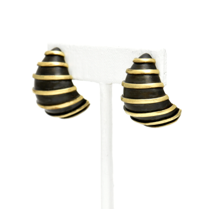 Sharp Drop With Horizontal Stripes Earrings