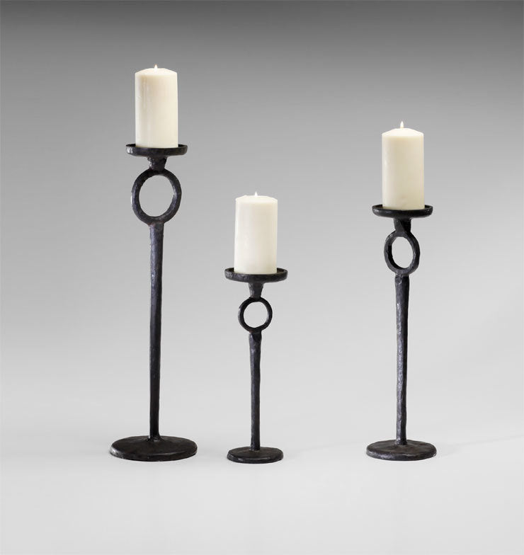 Duke Candleholder 13"