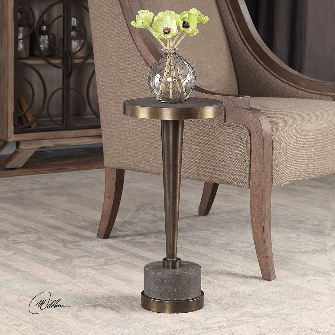 Masika Accent Table